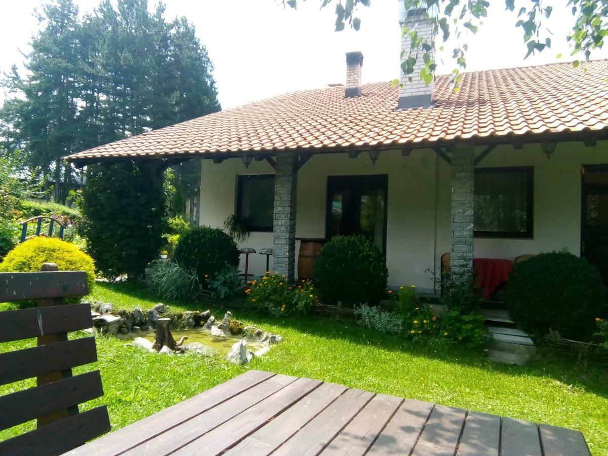 Apartmani Milić Sirogojno Exterior foto